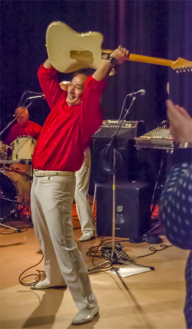 Java Guitars te boeken bij www.kwekel-evenementen.nl