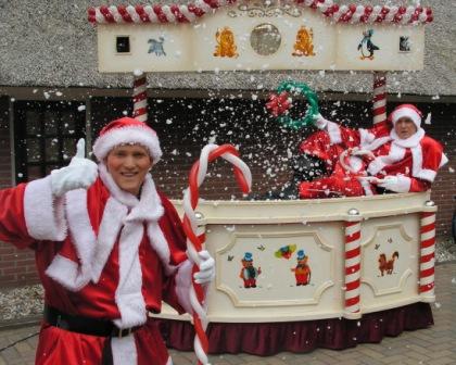 Ballonkunstenaarsacts de Ballonnen Saloon te boeken bij www.kwekel-evenementen.nl