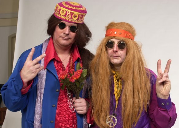 Johnny Valentino a.k.a. Wally Preyll allround entertainer te boeken bij www.johnnyvalentino.eu